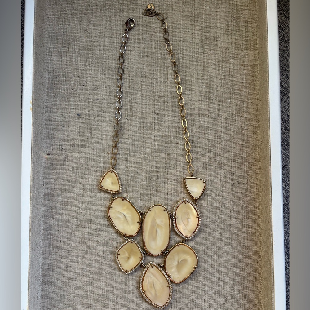 Stella & Dot Elegant Cream & Gold Statement Necklace